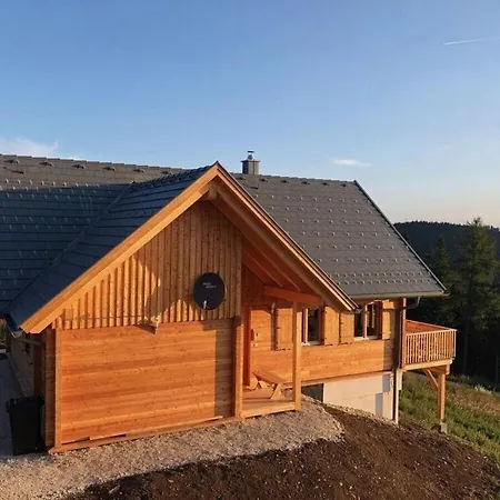 Daire Klippitzstern House 2 *