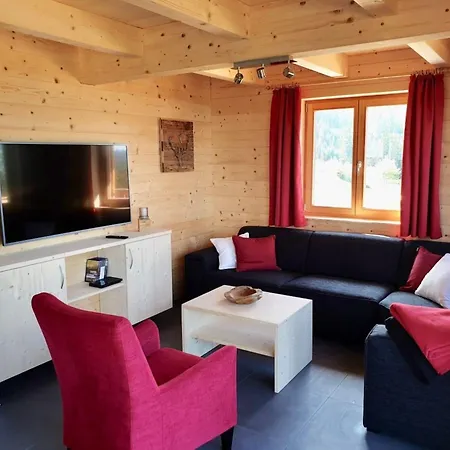 Daire Klippitzstern House 2 *